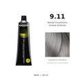 L’Oréal Professionnel INOA 9.11 60 ml, tubo originale e campione colore indicativo su fondo bianco