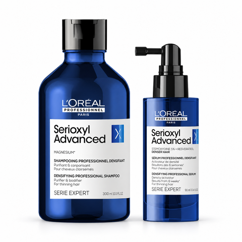 Kit L'Oréal Professionnel Serioxyl Advanced: shampoo 300 ml con tappo e siero Denser Hair 90 ml su fondo bianco